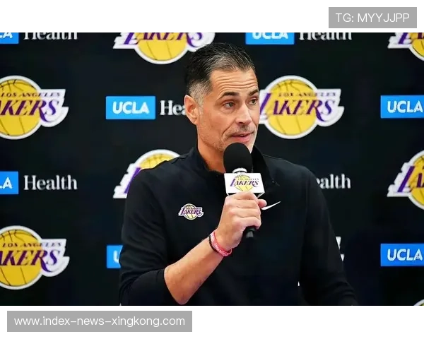 里夫斯价值暴涨，湖人锁定未来基石