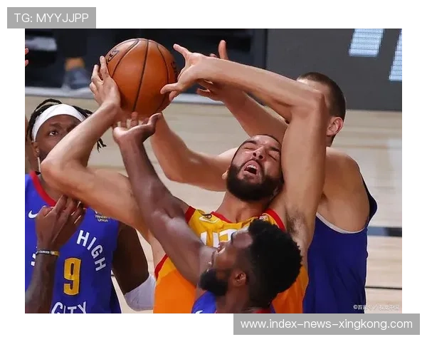 老鹰背靠背挑爵士:激战之夜展现不凡战术与团队精神